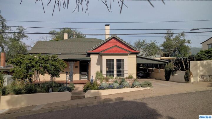 Property Photo: 505 N Black Street NM 88061