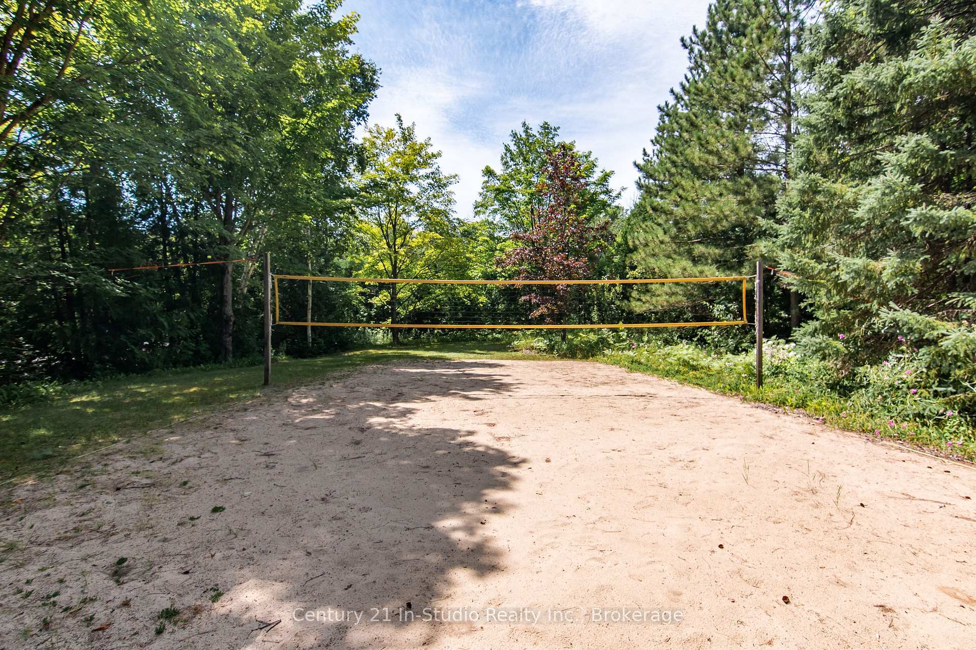 Photo de la propriété: 51 Cardinal Avenue ON N0H 2T0