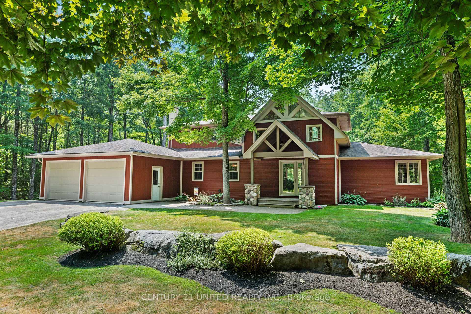 Property Photo: 2068 Camp Line Road ON K0L 2H0