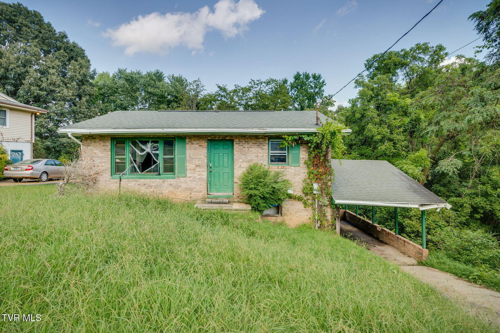 Property Photo: 505 Rogers Avenue TN 37660