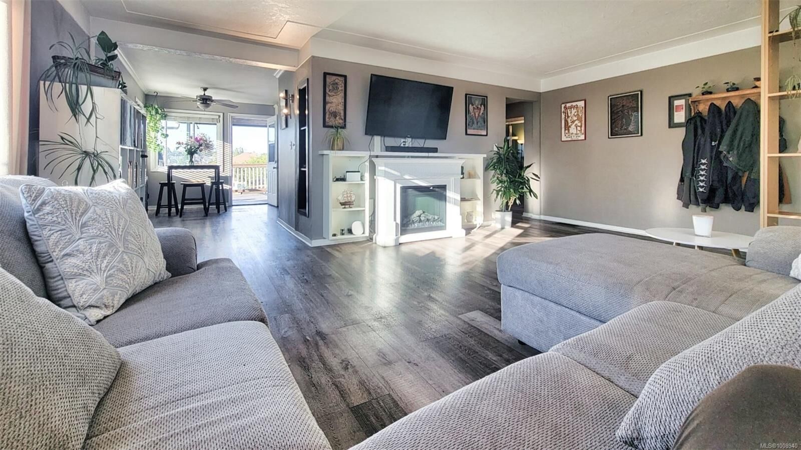 Property Photo:  222 Burnside Rd W  BC V9A 1C3 