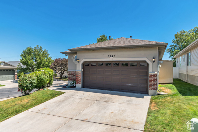 Property Photo: 6771 S Oakshade Ct W UT 84081