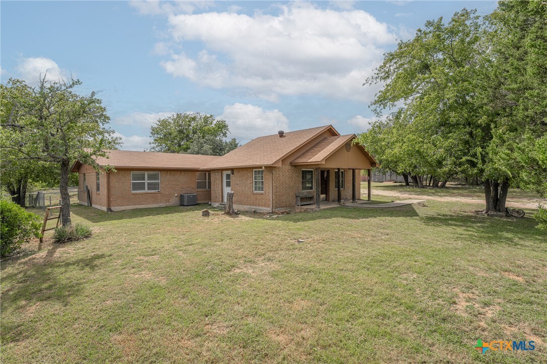 Property Photo: 23168 Wolfridge Road TX 76549