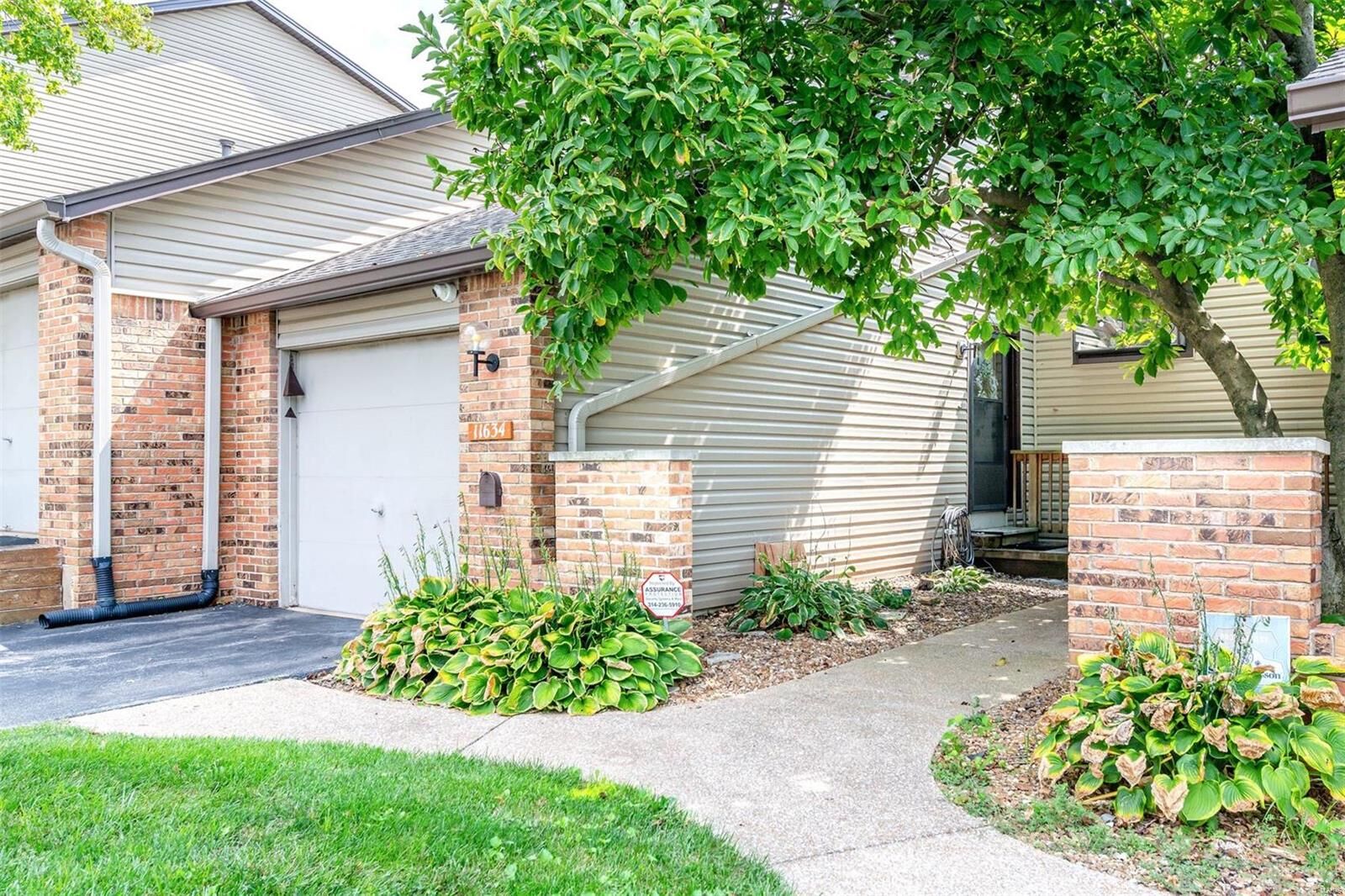 Property Photo: 11634 Maple Glen Court MO 63146