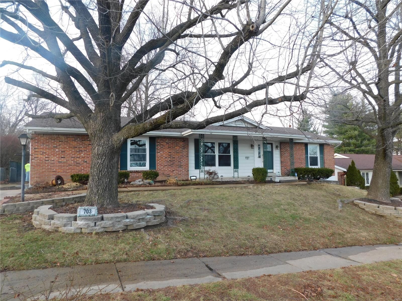 Property Photo: 703 Dutch Mill Drive MO 63011