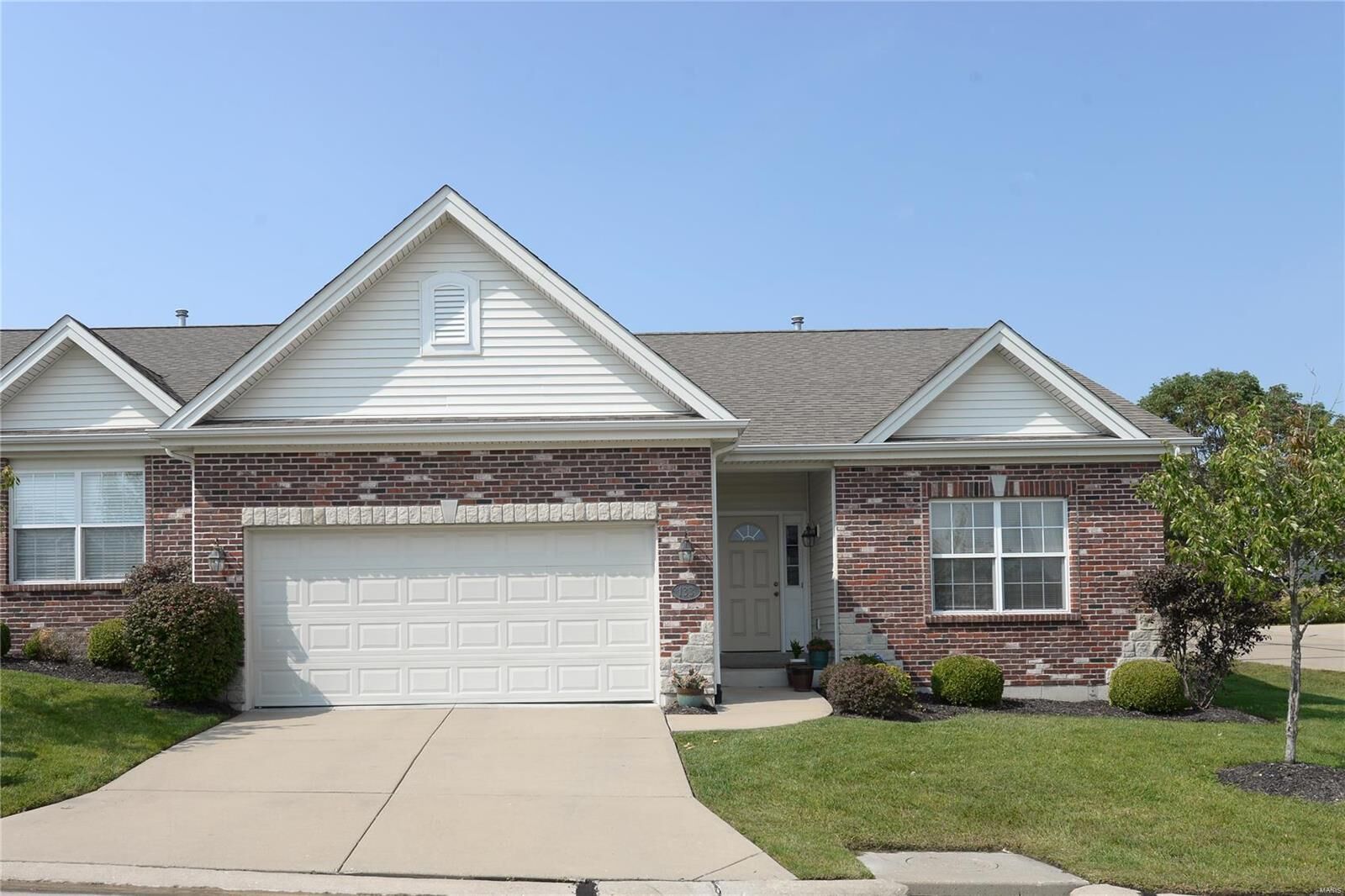 Property Photo: 133 Lindbergh Place MO 63146