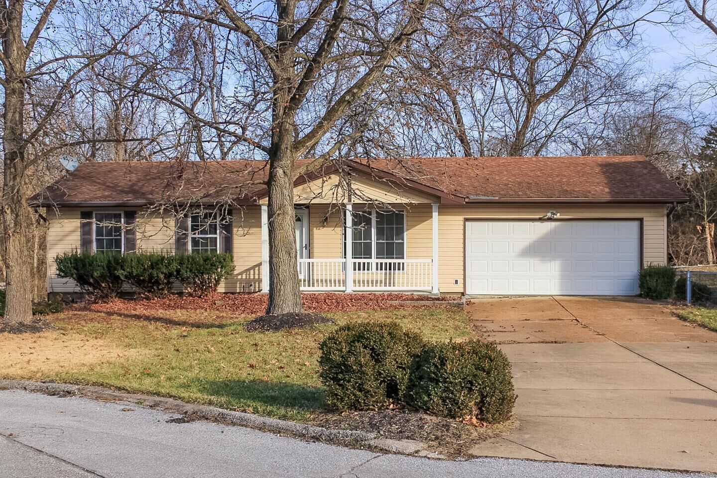 Property Photo:  2135 Ayrshire  MO 63052 