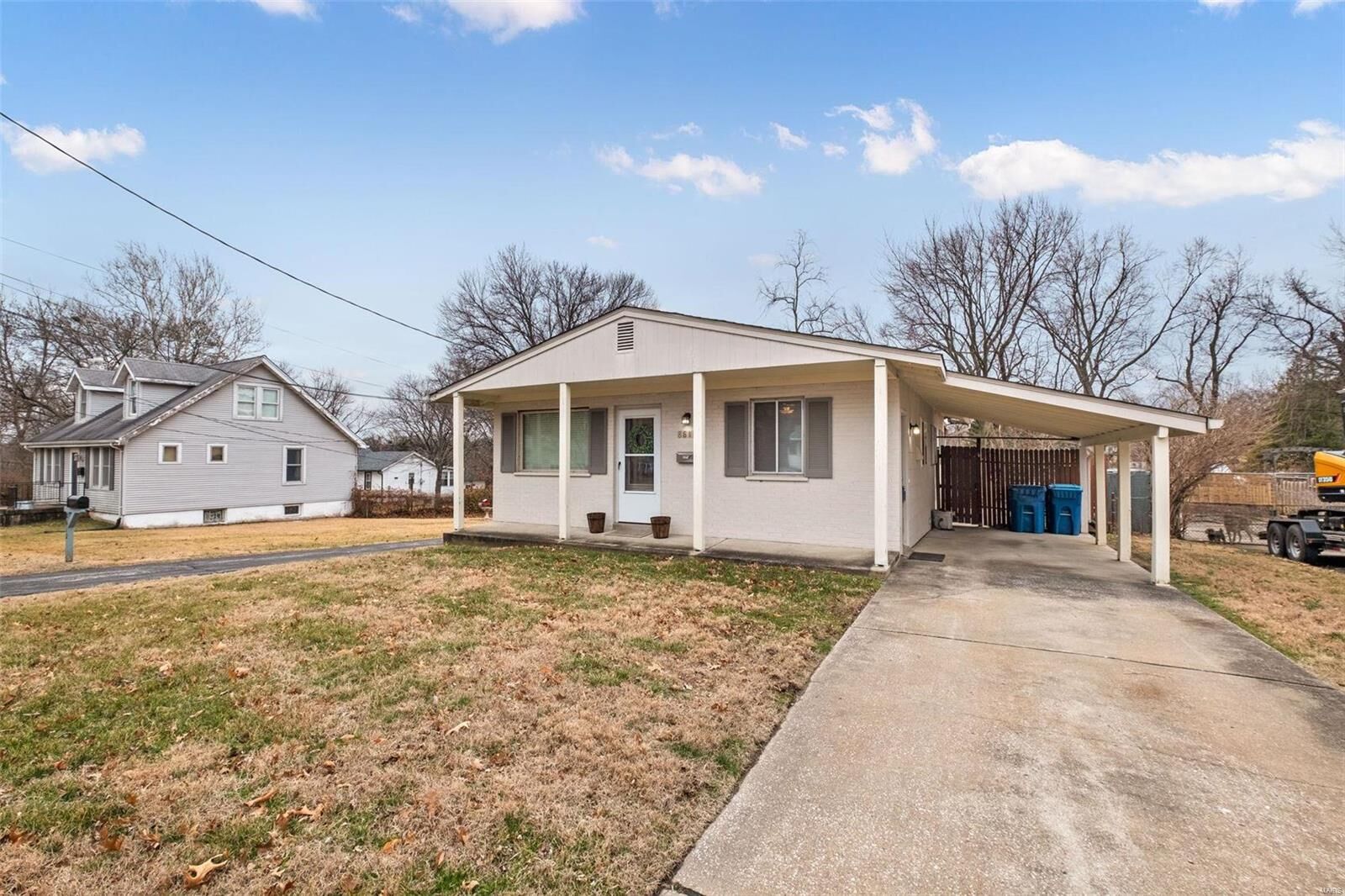 Property Photo: 8616 Moran Place MO 63114