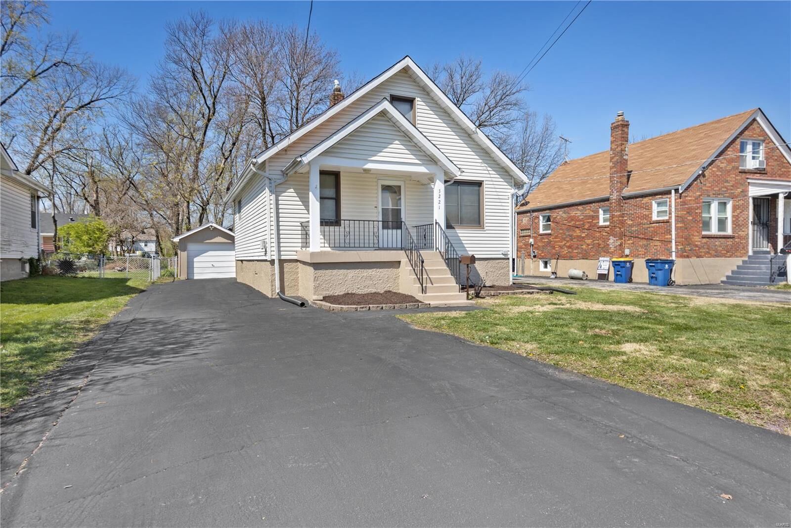 Property Photo: 3221 Marvin Avenue MO 63114