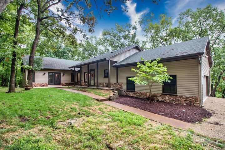 1302 Bear Canyon Road  St Louis MO 63021 photo