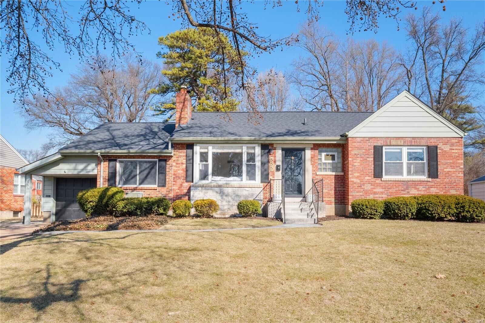 Property Photo:  555 Cannonbury Drive  MO 63119 