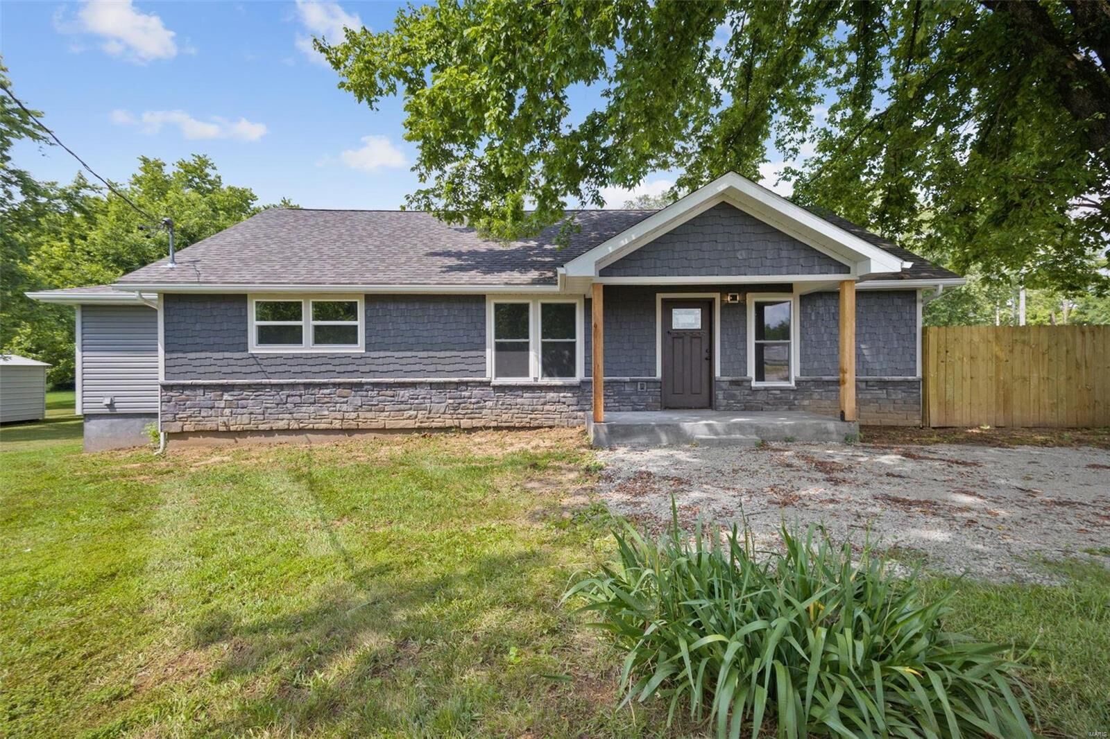 Property Photo:  401 S State Street  MO 63601 