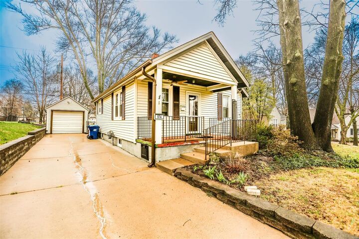 974 Collier Place  St Charles MO 63301 photo