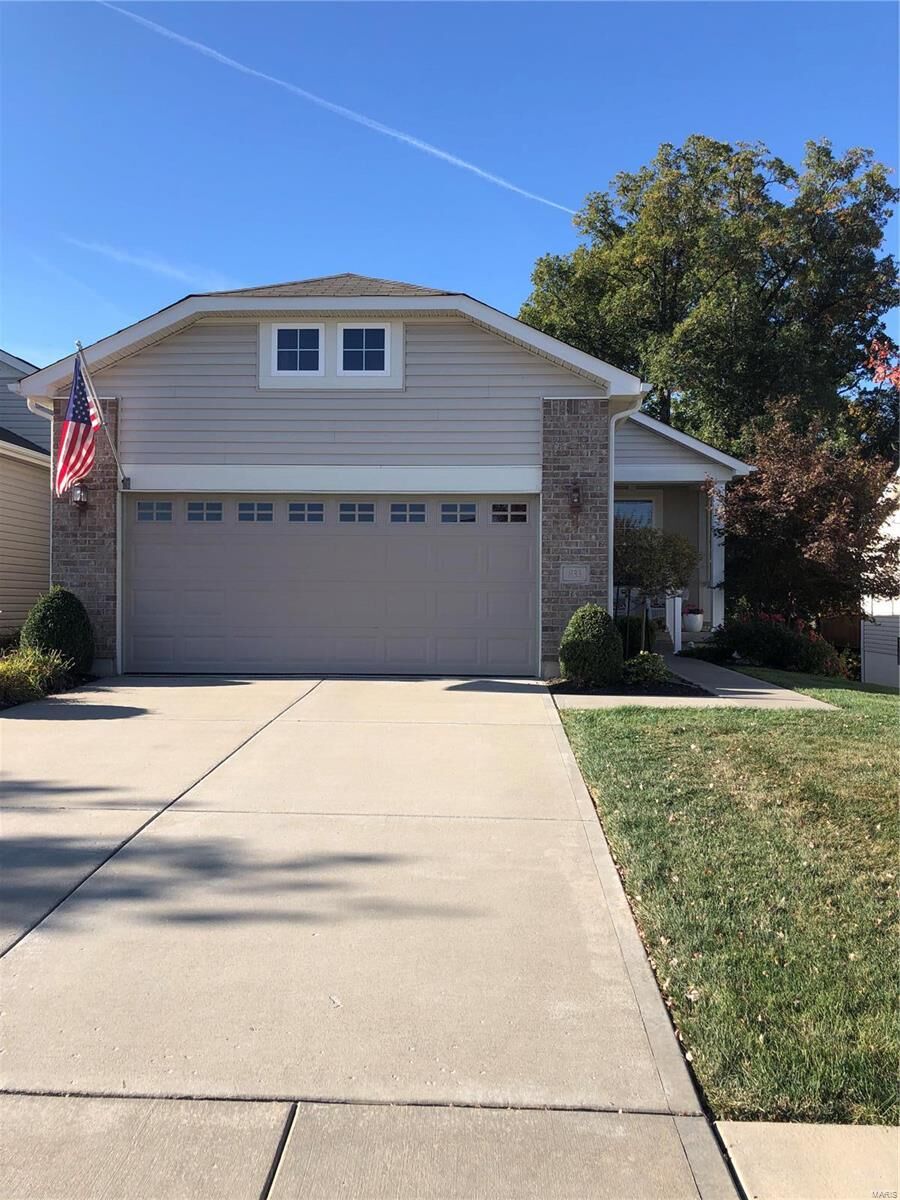 Property Photo: 833 Elaine Drive MO 63366