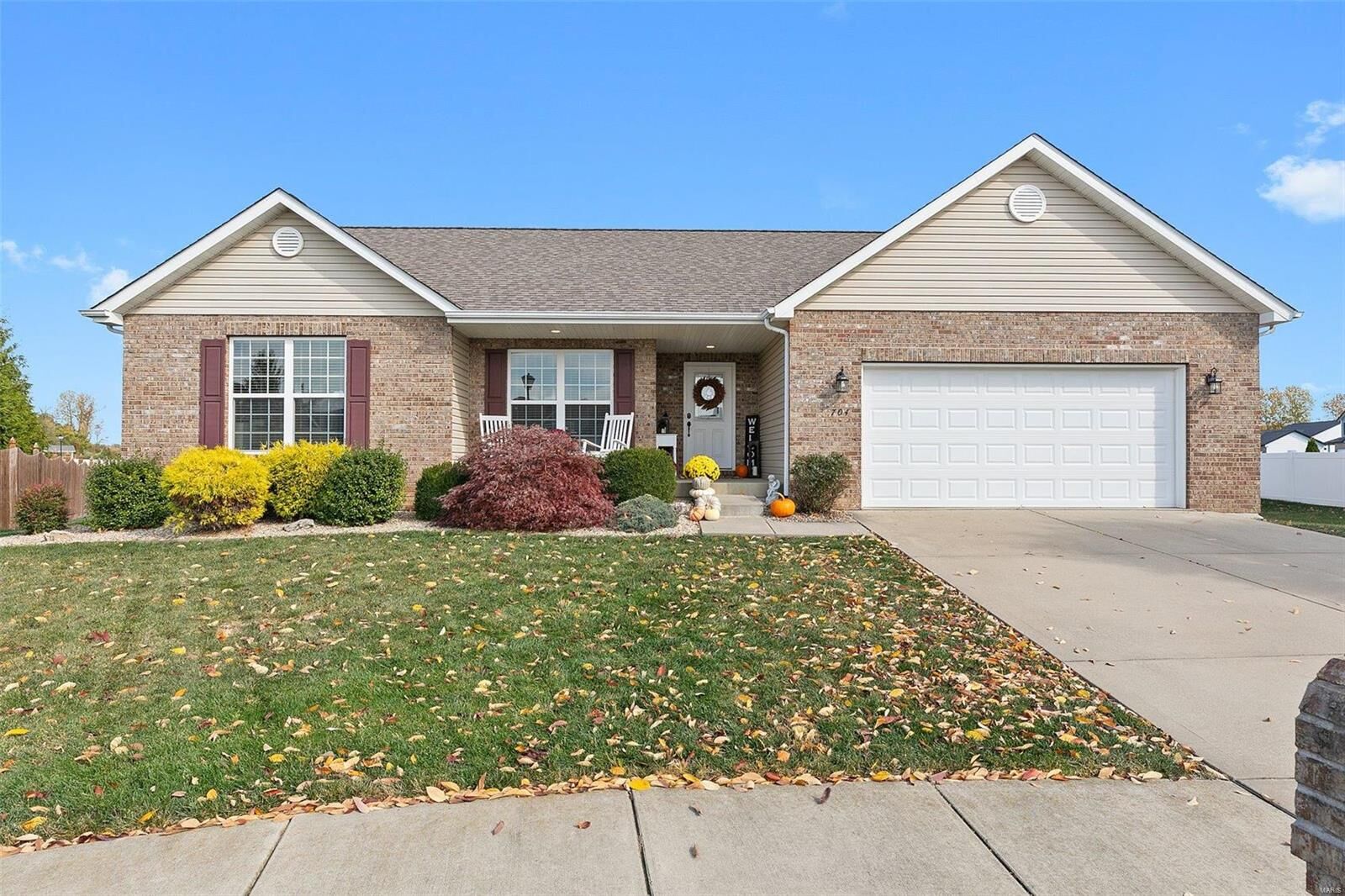 Property Photo:  704 Santa Anna Court  IL 62221 