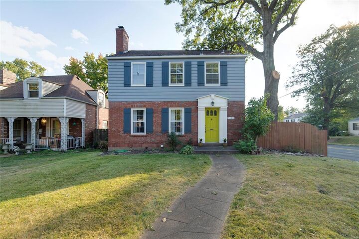 7498 Drexel Drive  St Louis MO 63130 photo