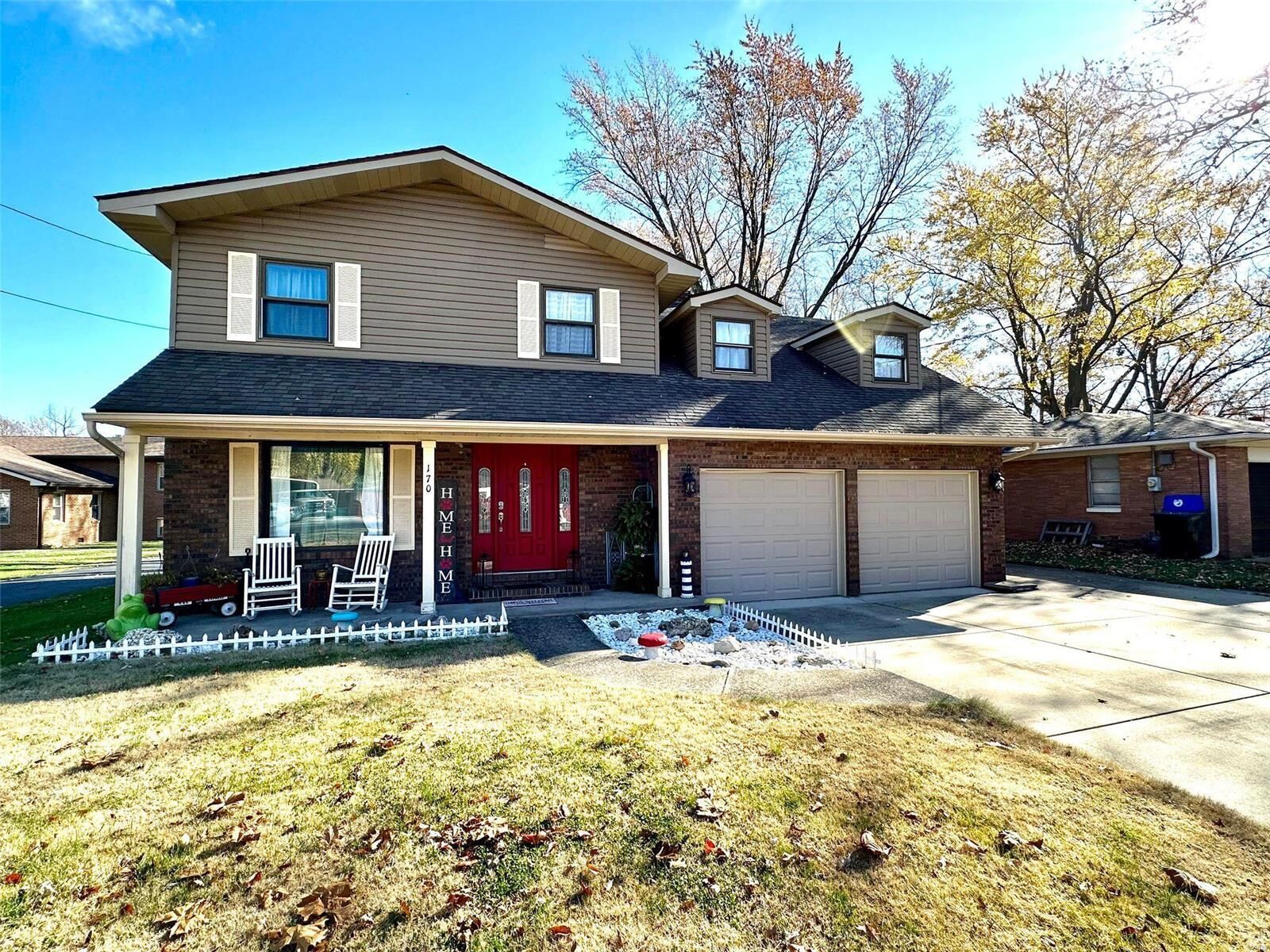 Property Photo: 170 Norwood Place IL 62024