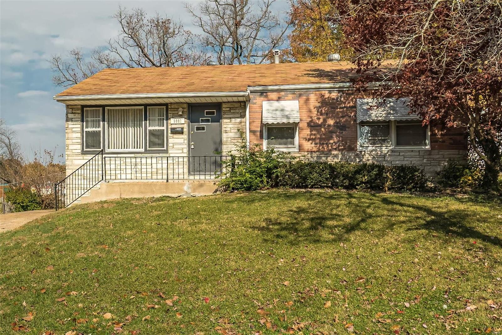Property Photo:  9882 Eastdell Drive  MO 63136 