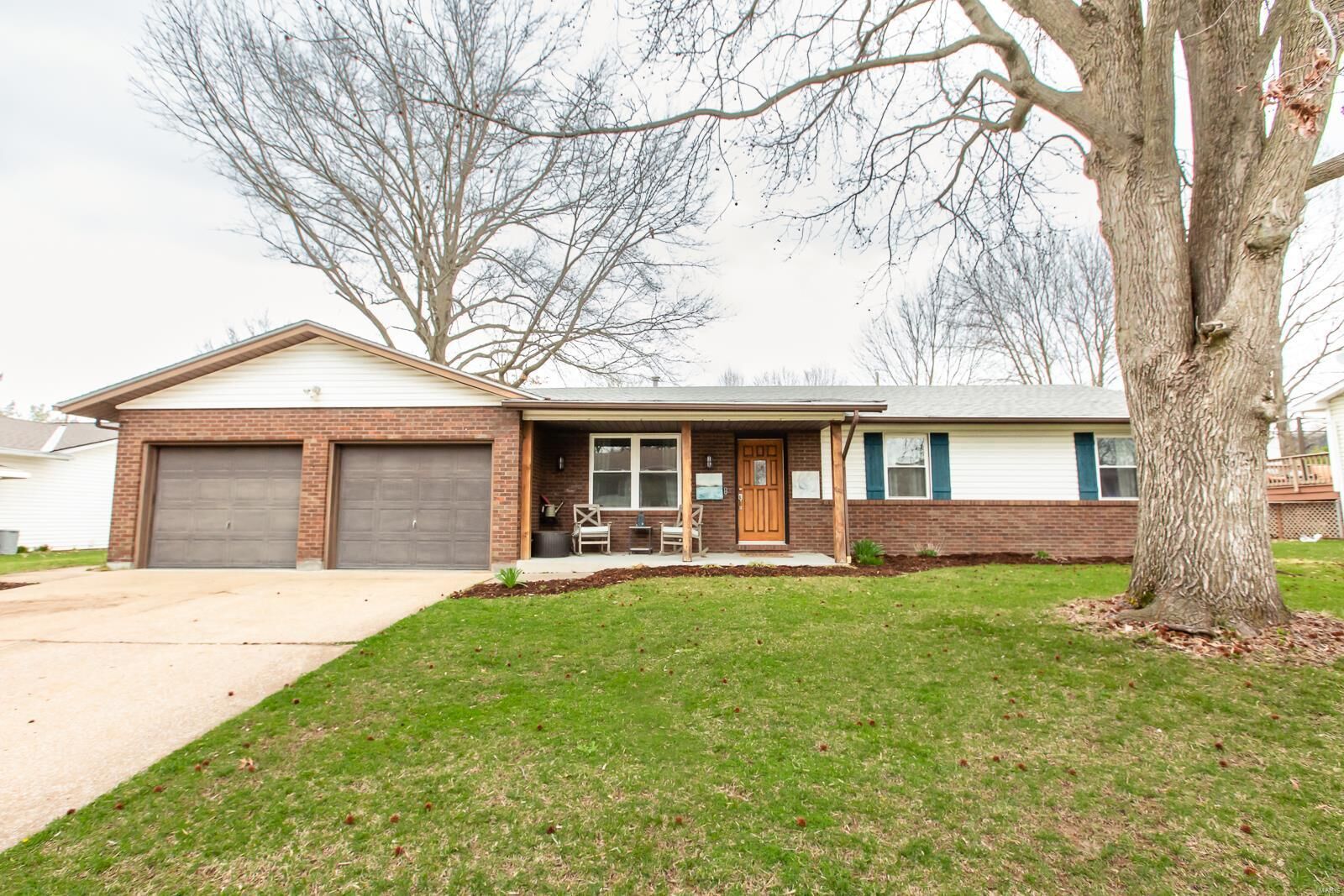 Property Photo:  503 Mary  IL 62298 