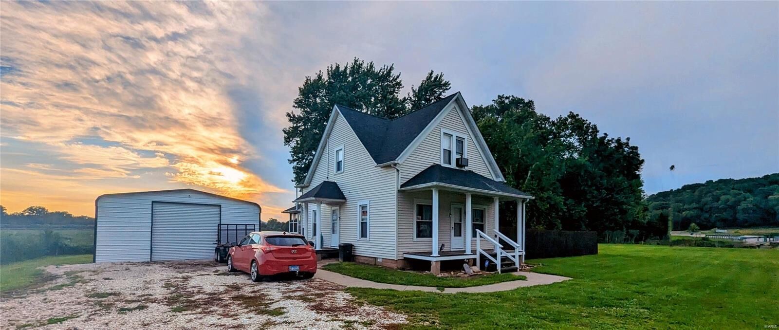 Property Photo: 17851 State Hwy 100 IL 62037