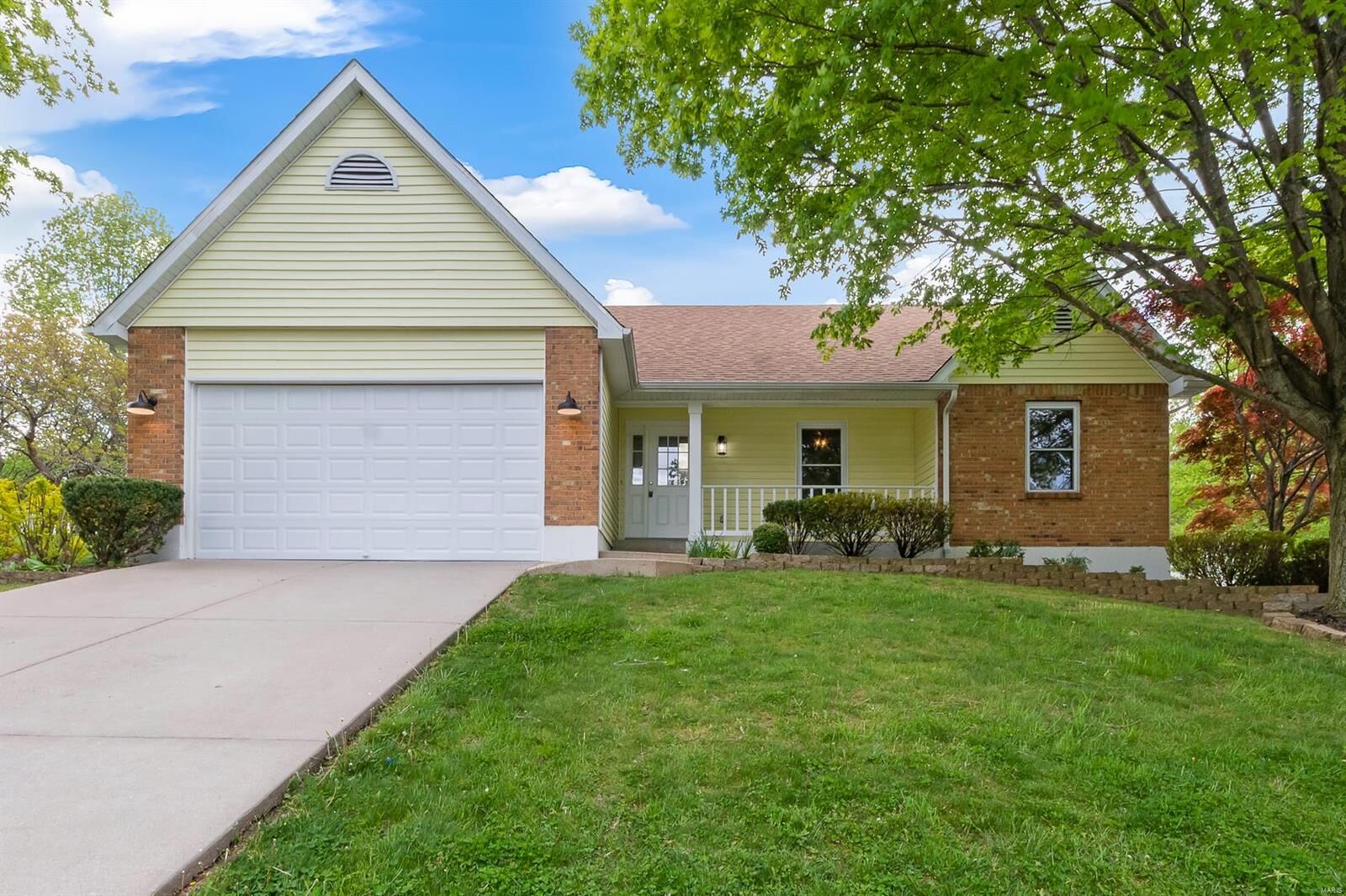 Property Photo: 14 Lexington Lane MO 63090