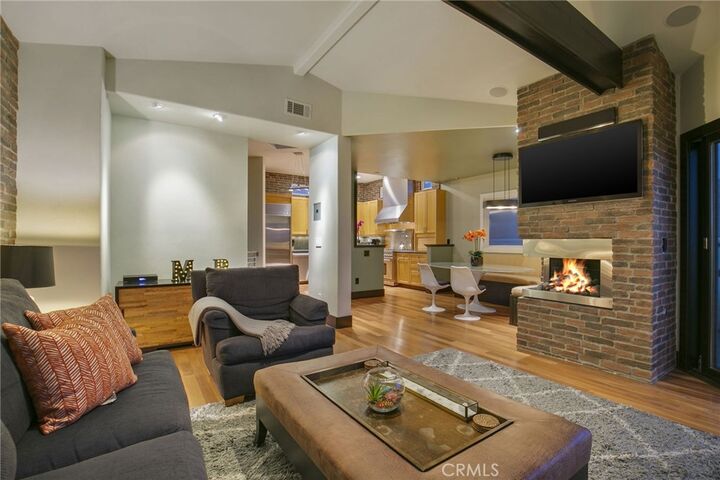 Property Photo:  405 15th Street  CA 90266 