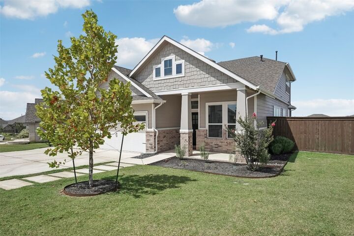Property Photo:  1108 Sweetspire Street  TX 78641 
