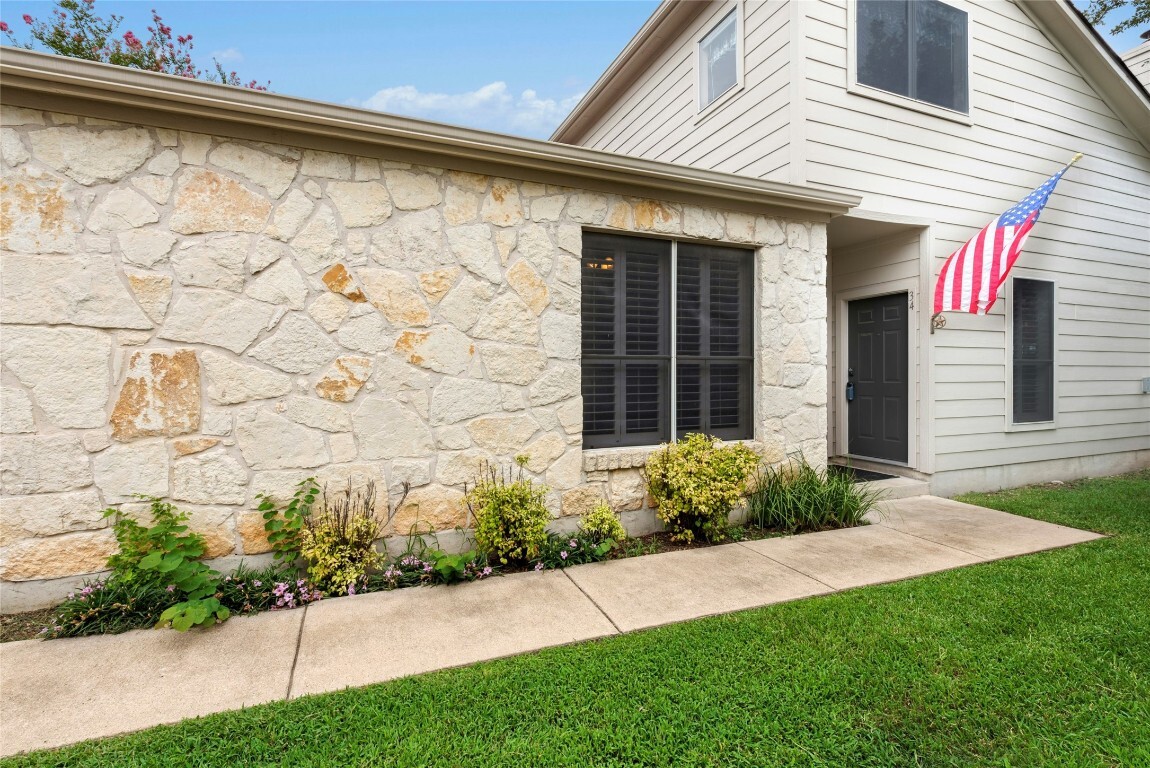 Property Photo: 7500 Shadowridge Run 34 TX 78749