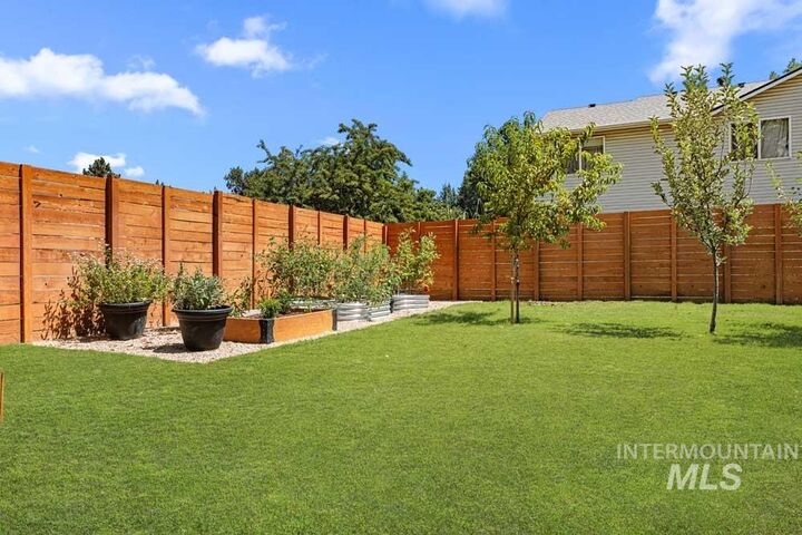 Property Photo: 4768 W Kendall St ID 83706
