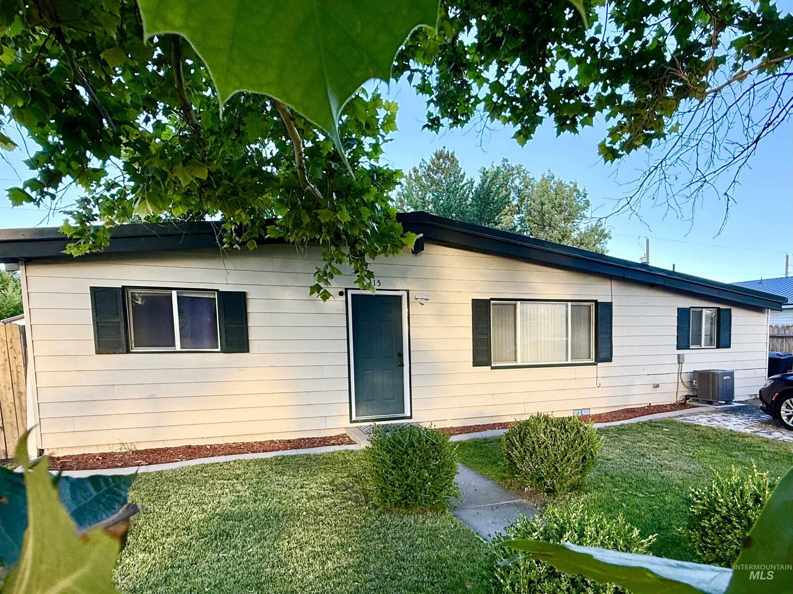 Property Photo: 315 N Burton Ave ID 83318