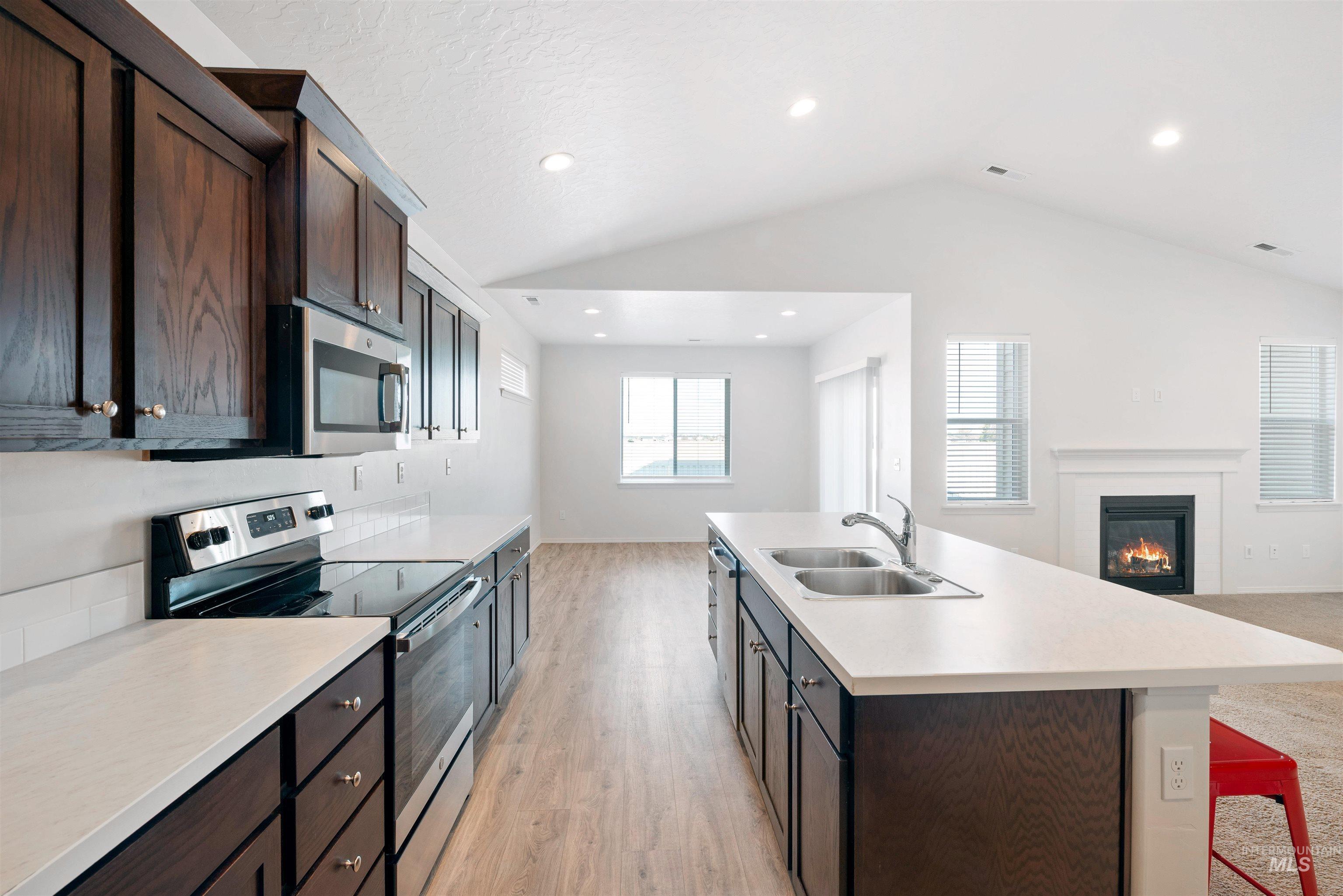 Property Photo: 4605 Great Falls Ave ID 83607