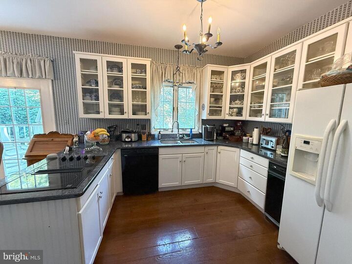 Property Photo:  422 Overlook Drive  MD 20657 