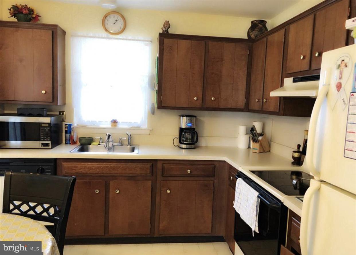 Property Photo: 1 Dorchester Drive NJ 08088