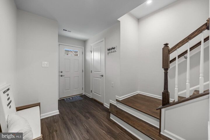 Property Photo:  607 Sammy Street  NJ 08085 