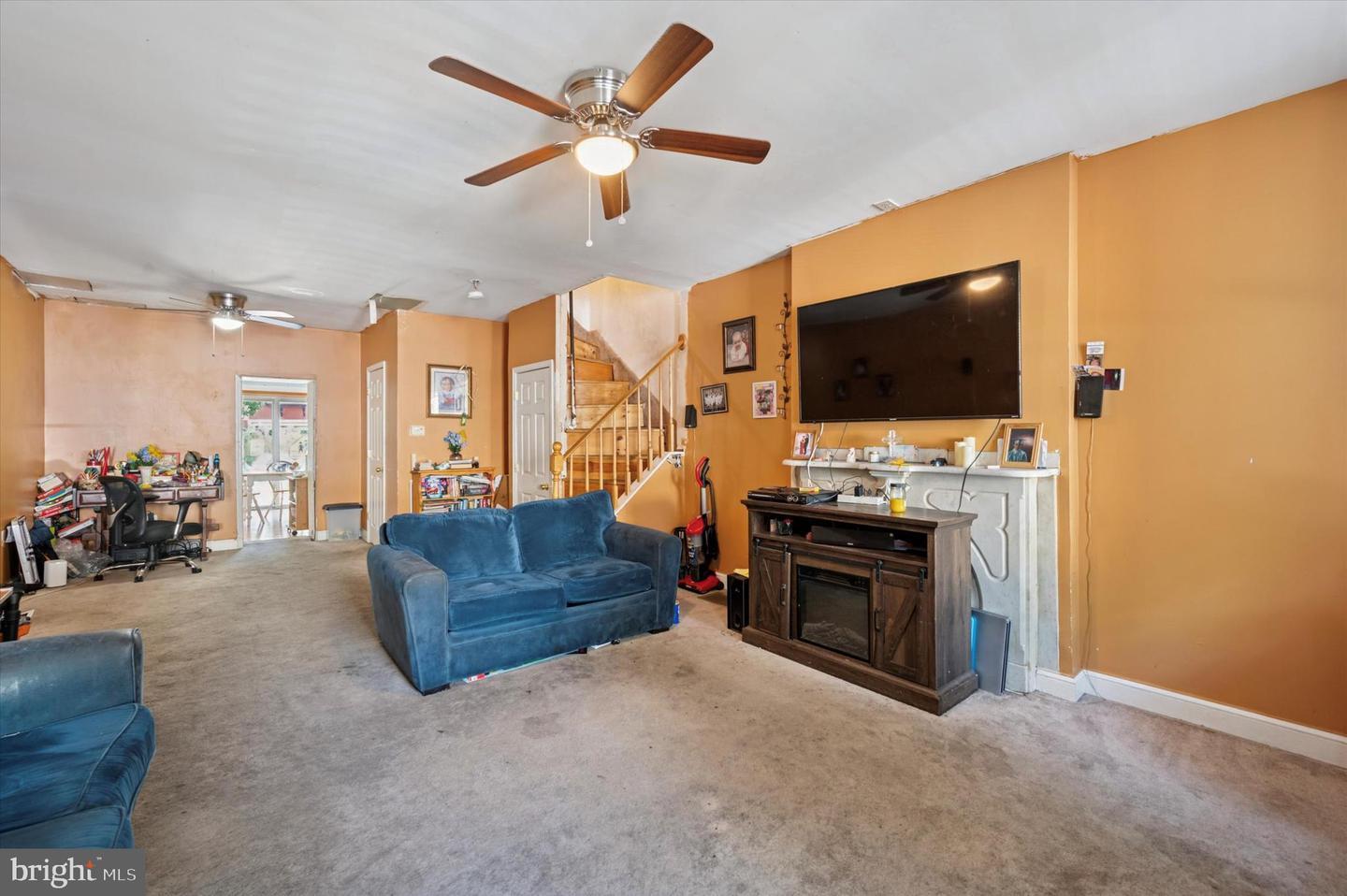Property Photo: 2005 Sepviva Street PA 19125