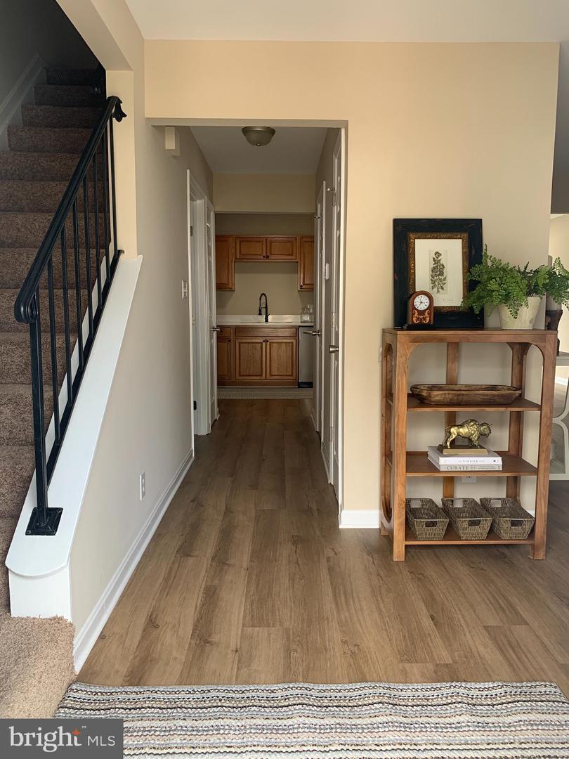 Property Photo:  105 Powhatan Ct Powhatan Court 109  VA 22556 