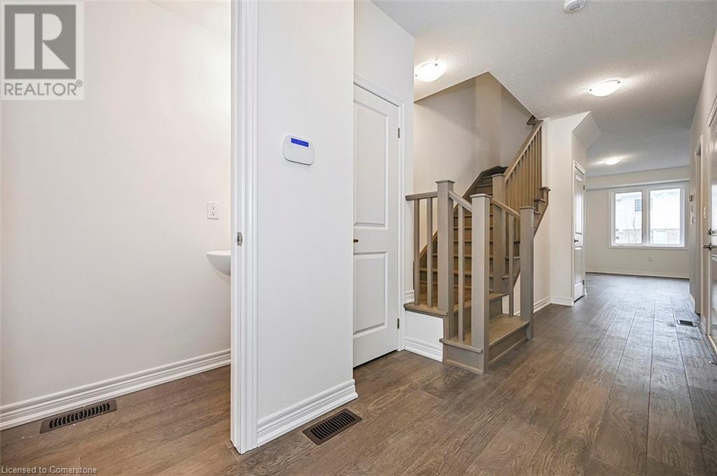 Property Photo: 36 Linden Park Lane ON L9A 1Y1