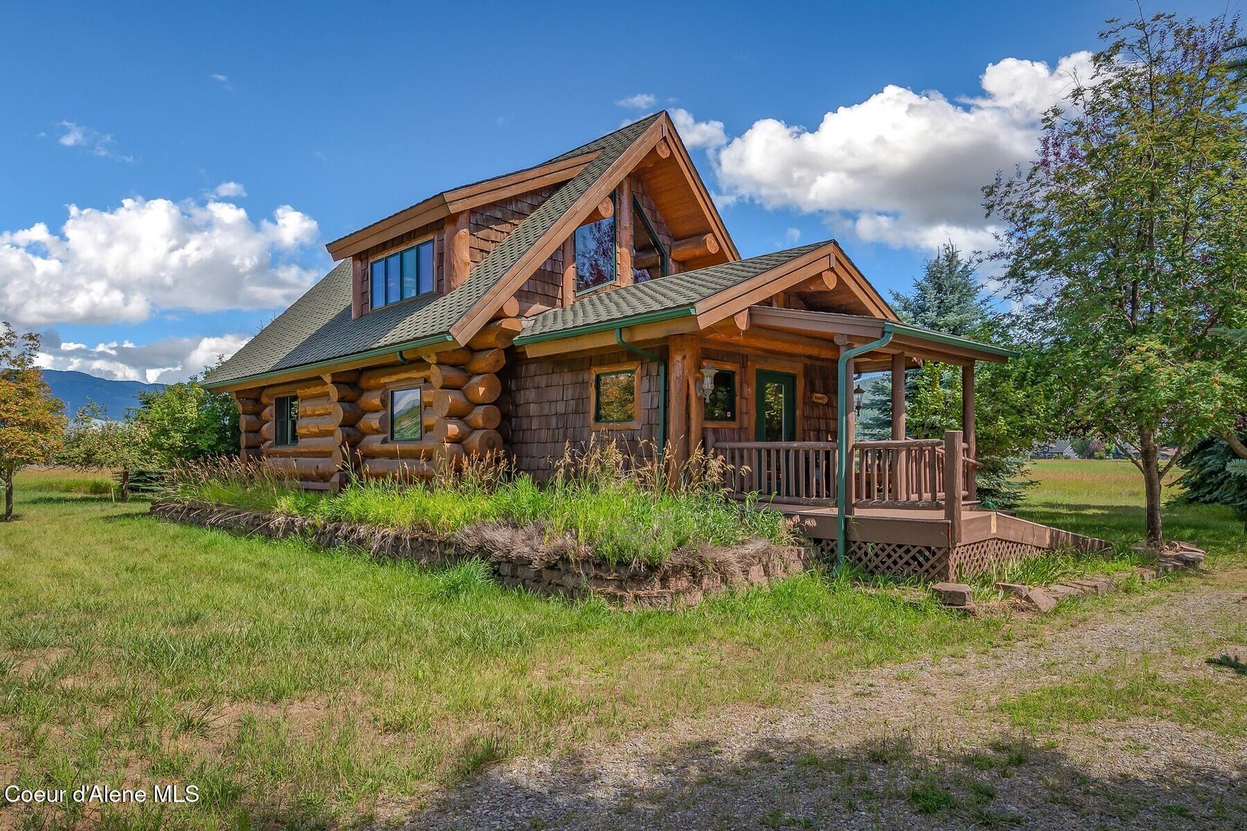 Property Photo: 158 W Mountainview Rd ID 83845