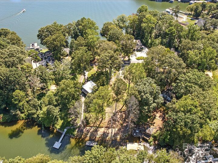Property Photo: 3748 Landmark Drive NC 28673
