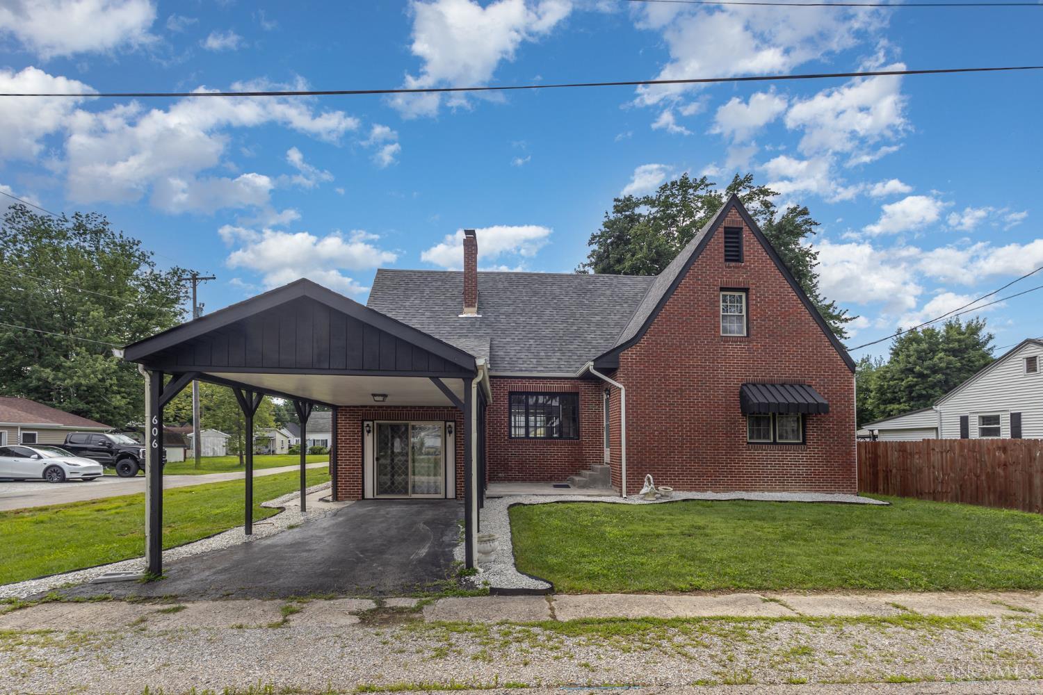 Property Photo: 606 Catherine Street IN 47031