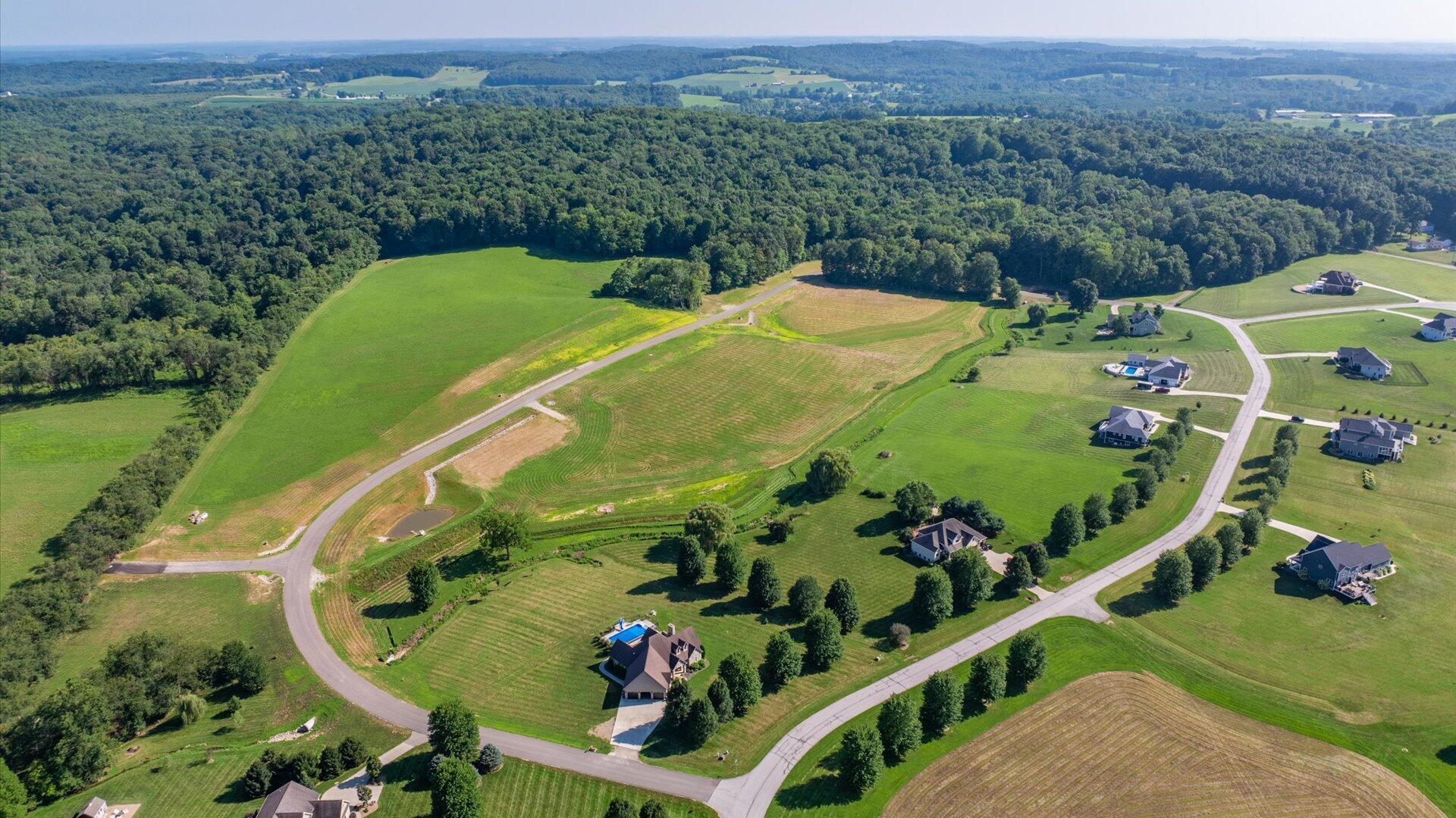 Property Photo: 146 SE Linnridge Drive OH 43055