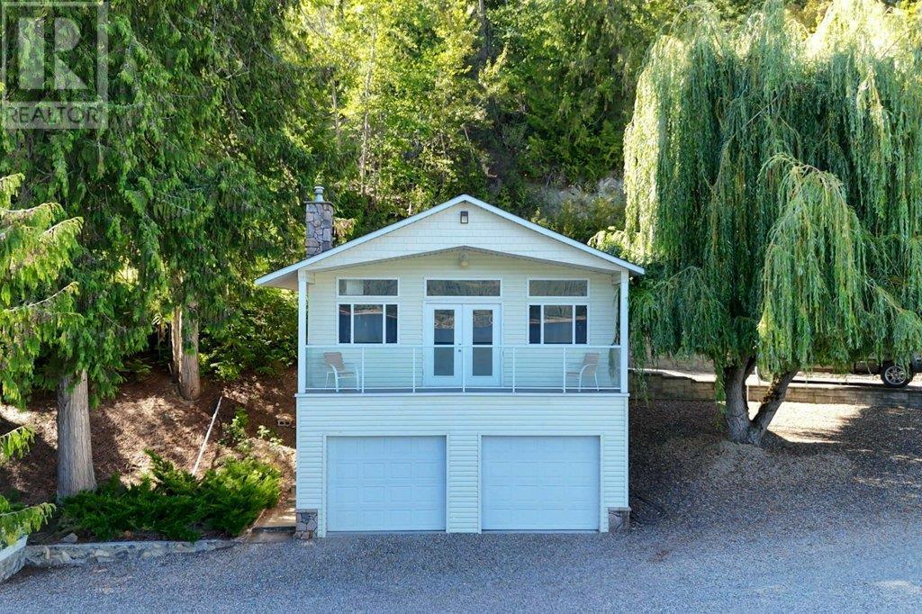 Property Photo: 4842 Sunnybrae Canoe Point Road BC V0E 2X1