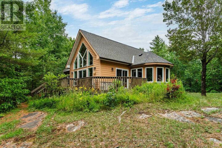 Property Photo:  390 Is 360 Island  ON L0K 1S0 