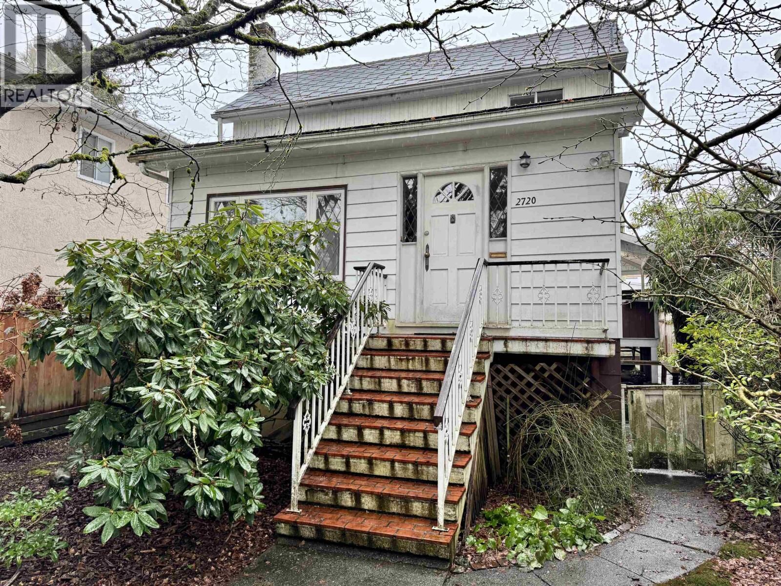 Photo de la propriété:  2720 West 24th Avenue  BC V6L 1R1 