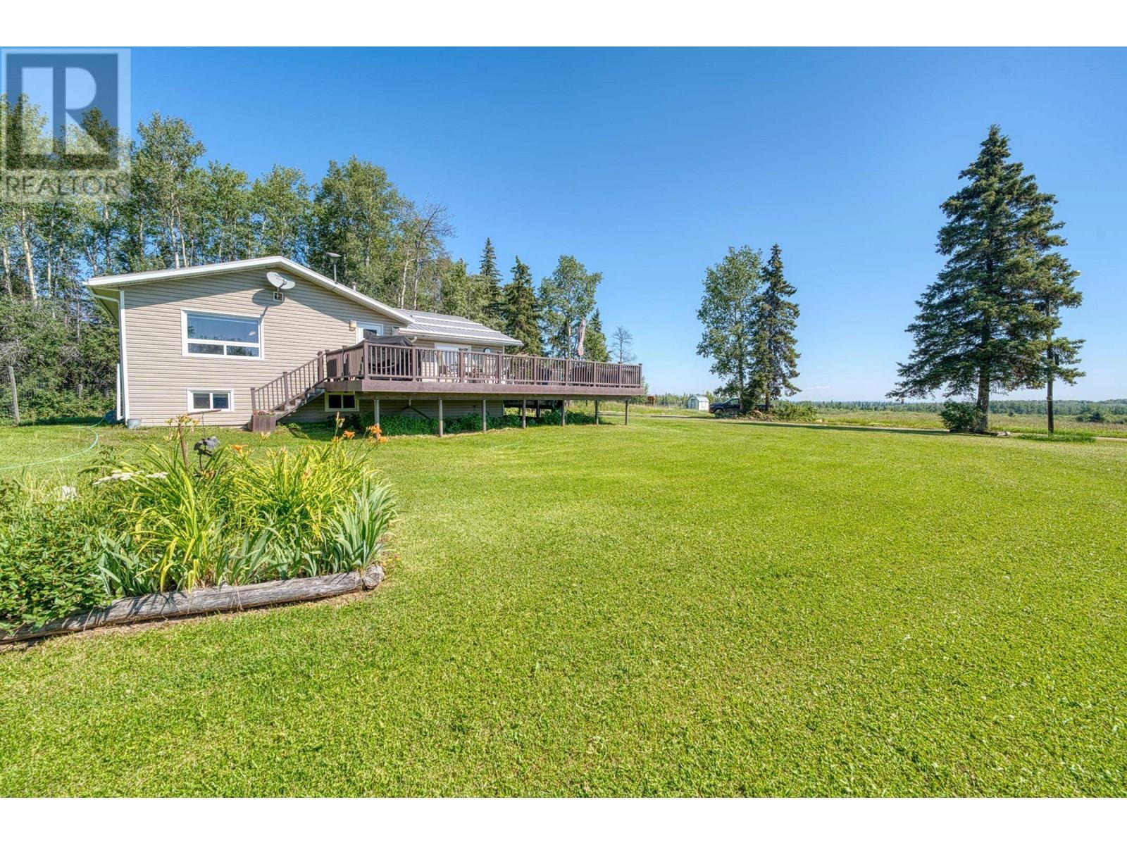 Photo de la propriété: 17266 Prespatou Road BC V0C 1Y0