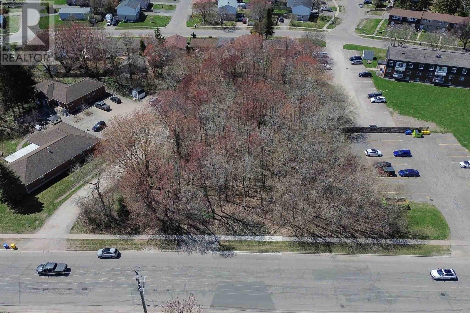 Property Photo:  511 Boundary Rd  ON P6A 5Z2 