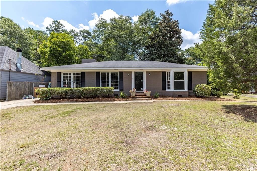 Property Photo:  1405 29th Street  AL 36867 