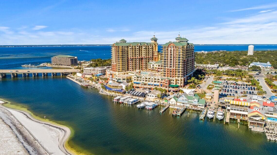 Property Photo: 10 Harbor Boulevard Unit W123 FL 32541