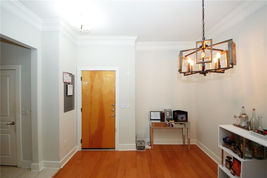Property Photo: 799 Hammond Drive 116 GA 30328