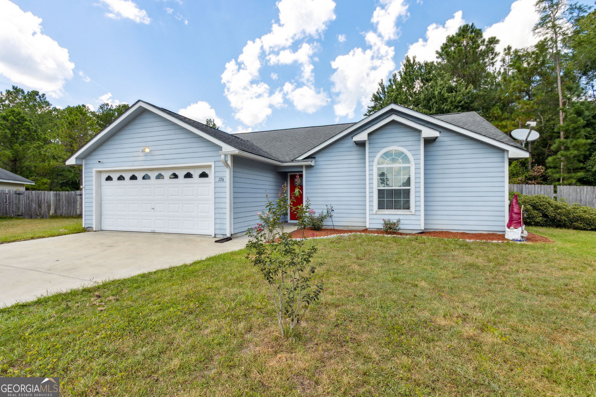 Property Photo:  176 Huntington Drive  GA 31548 